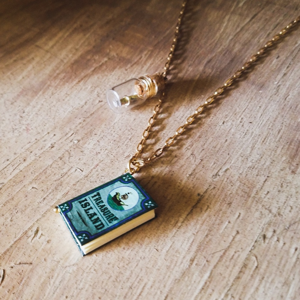 "Treasure Island"- Classic Novel Necklace